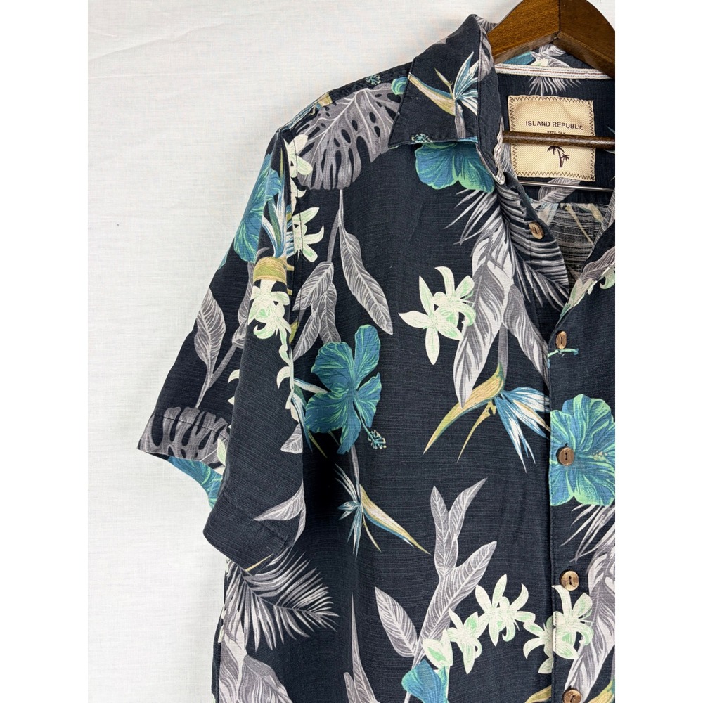 Island‎ Republic Mens XL Silk Tropical Floral Hawaiian Camp Shirt Blue Black - Picture 4 of 10